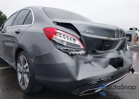2018 Mercedes-Benz C 300 from USA, damaged, VIN 55SWF4JB4JU256062